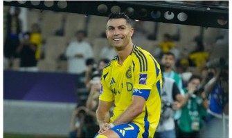 CRISTIANO RONALDO ottiene un prolungamento di contratto di due anni dall'Al Nassr FC CRISTIANO RONALDO ottiene un prolungamento di contratto di due anni dall'Al Nassr FC