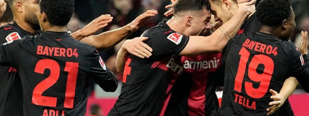 Il Bayer 04 Leverkusen si aggiudica il titolo della Bundesliga Il Bayer 04 Leverkusen si aggiudica il titolo della Bundesliga