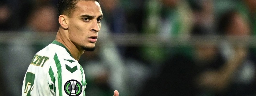 Il Manchester United ha ulteriormente perso il significato del calcio che i giovani giocatori desiderano Il Manchester United ha ulteriormente perso il significato del calcio che i giovani giocatori desiderano