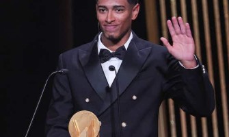 Jude Bellingham è onorato di ricevere l'onore del Trofeo Kopa