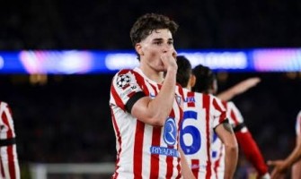Julián Álvarez mantiene un atteggiamento razionale riguardo al trasferimento al Barcellona