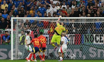 La prestazione eccezionale del portiere italiano Gianluigi Donnarumma