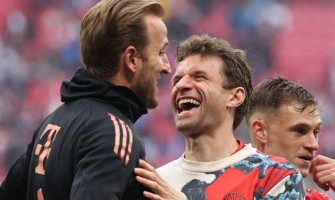 Thomas Müller ha vinto il 13° titolo di Bundesliga Thomas Müller ha vinto il 13° titolo di Bundesliga