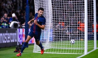Uno dei motivi dietro l'asta delle maglie del Paris Saint-Germain Uno dei motivi dietro l'asta delle maglie del Paris Saint-Germain