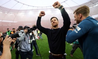 Xabi Alonso vince il primo titolo della Bundesliga